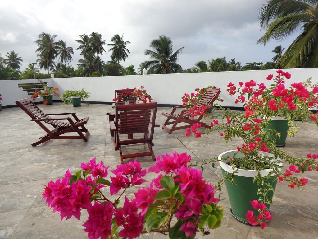 Hotel Italia Ambalangoda  Bagian luar foto