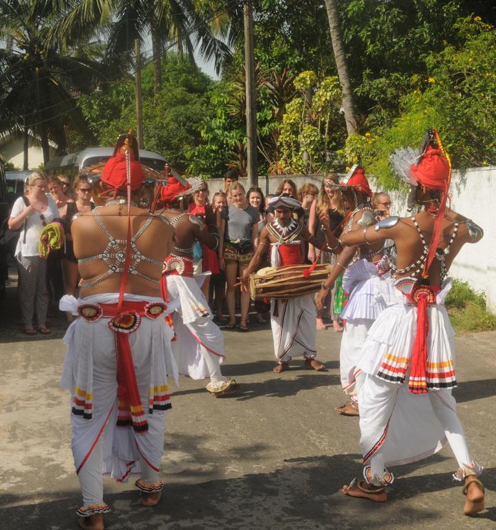 Hotel Italia Ambalangoda  Bagian luar foto